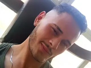 Discover AlexLizar VIP show