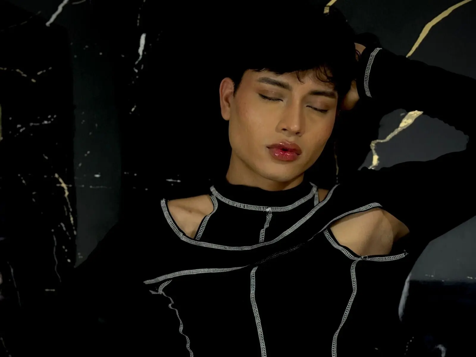 Discover AngelPerez VIP show