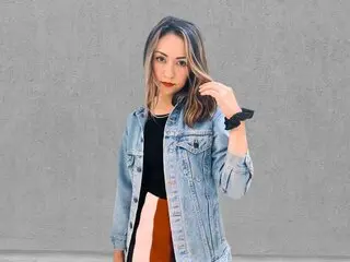 Discover CamilaEndo VIP show