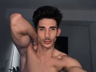 Discover DanielStars VIP show