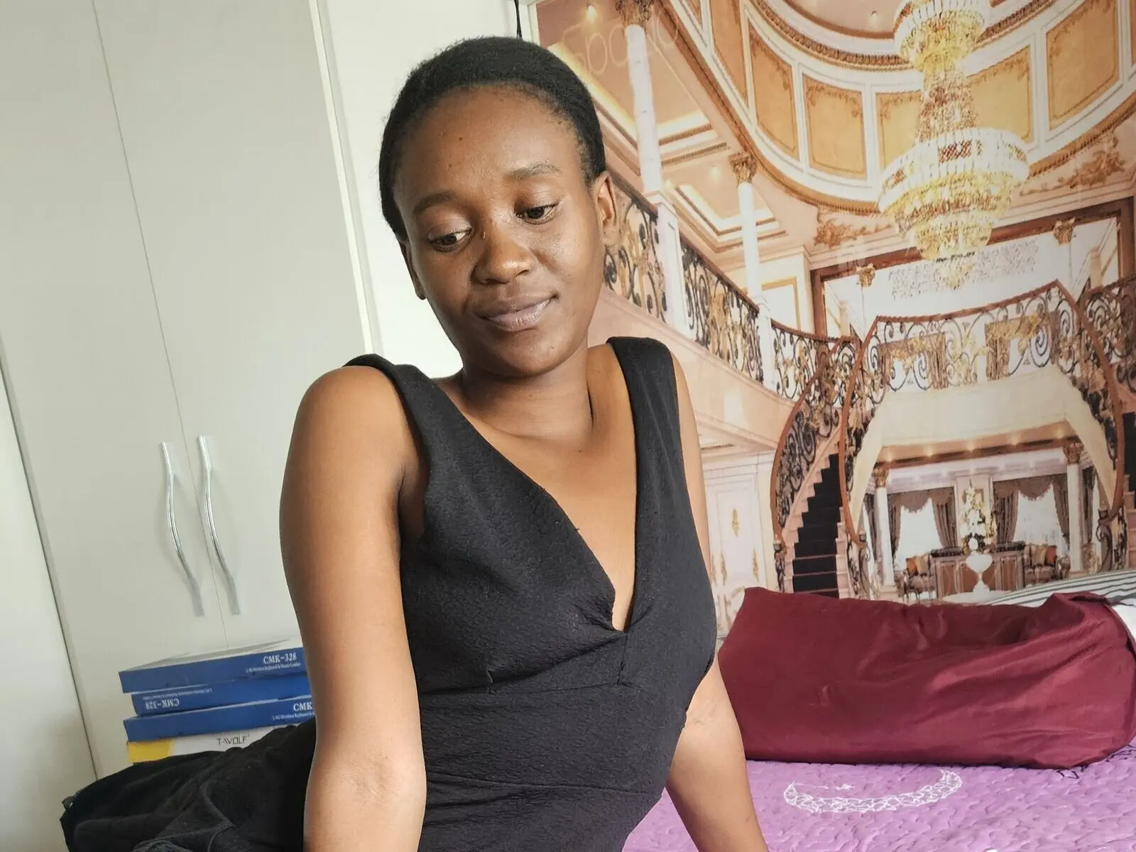 Discover FaithEvans VIP show