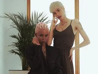 Discover GravesYStarveil VIP show