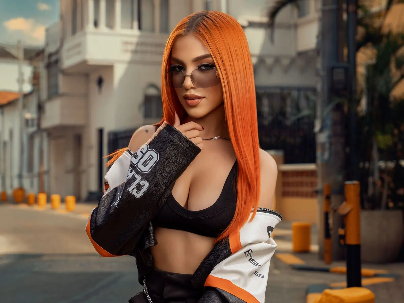 Discover JadeGrace VIP show