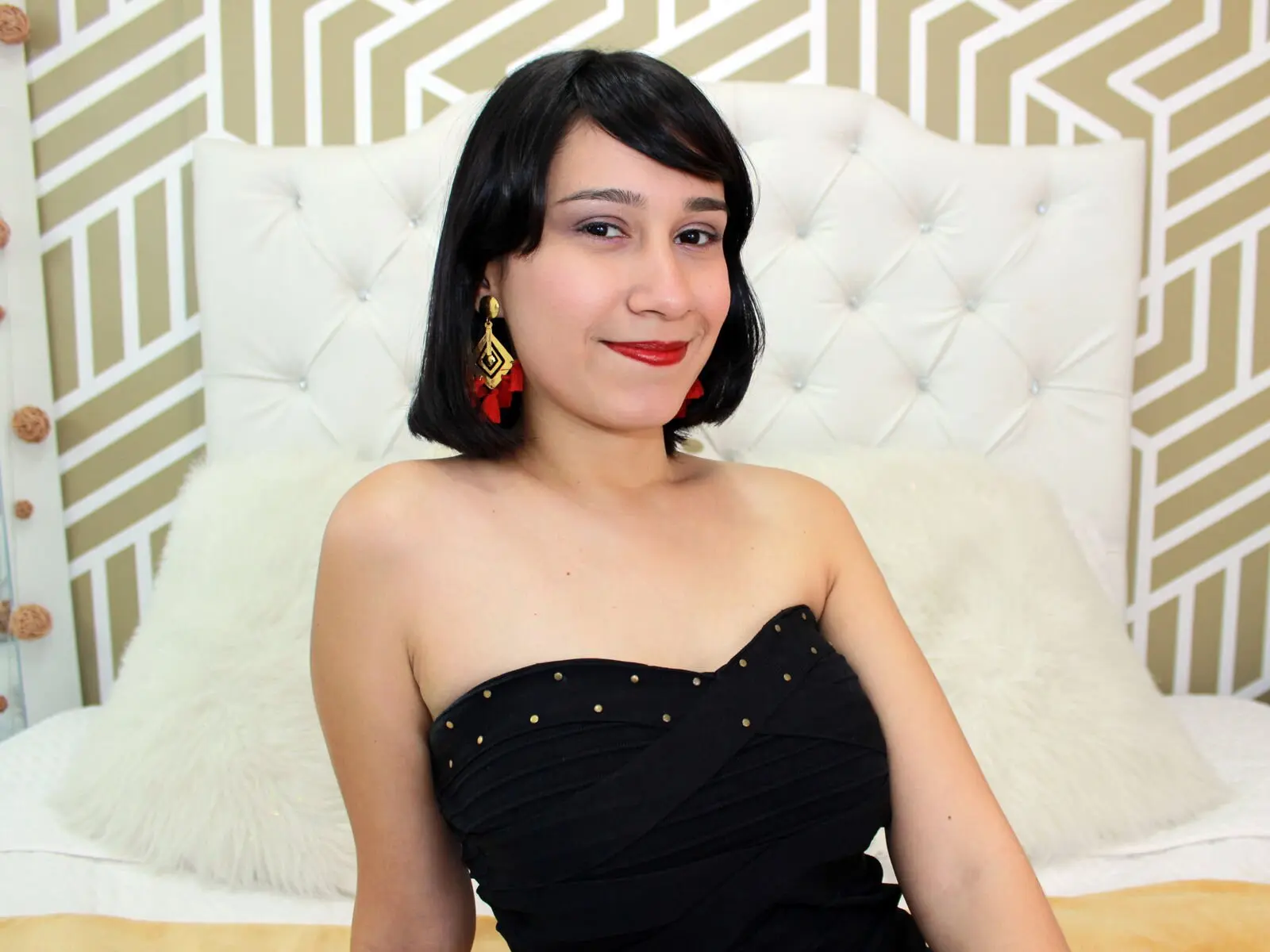 Discover KendallMartinez VIP show