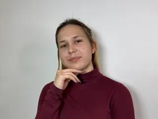 Discover LailaSpinoza VIP show