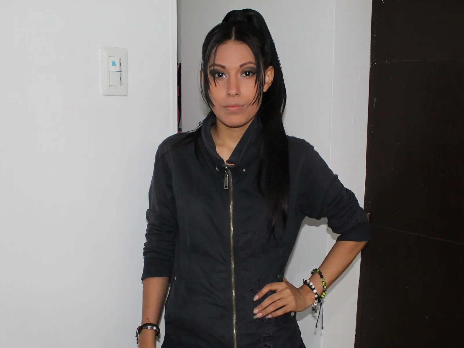 Discover LesliFerrell VIP show