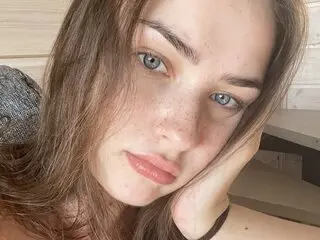 Discover LissieDuPont VIP show