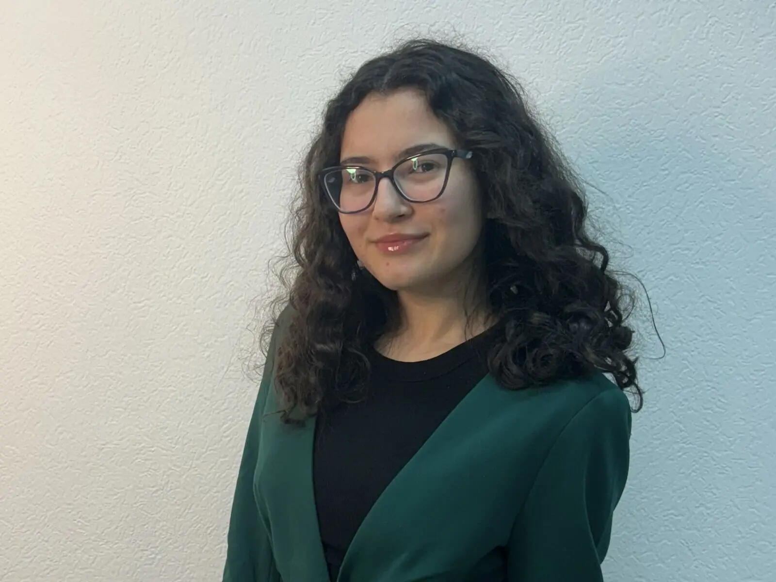 Discover LoraEcton VIP show