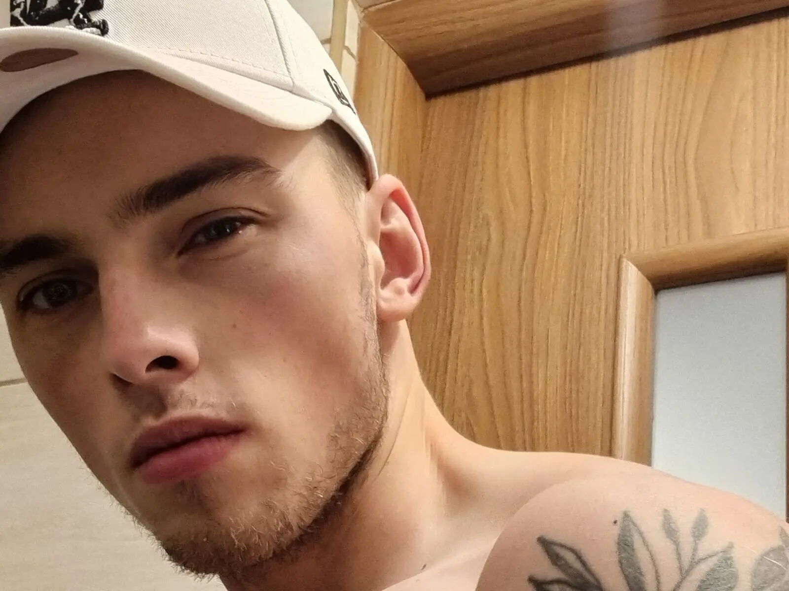 Discover MarkOlberg VIP show