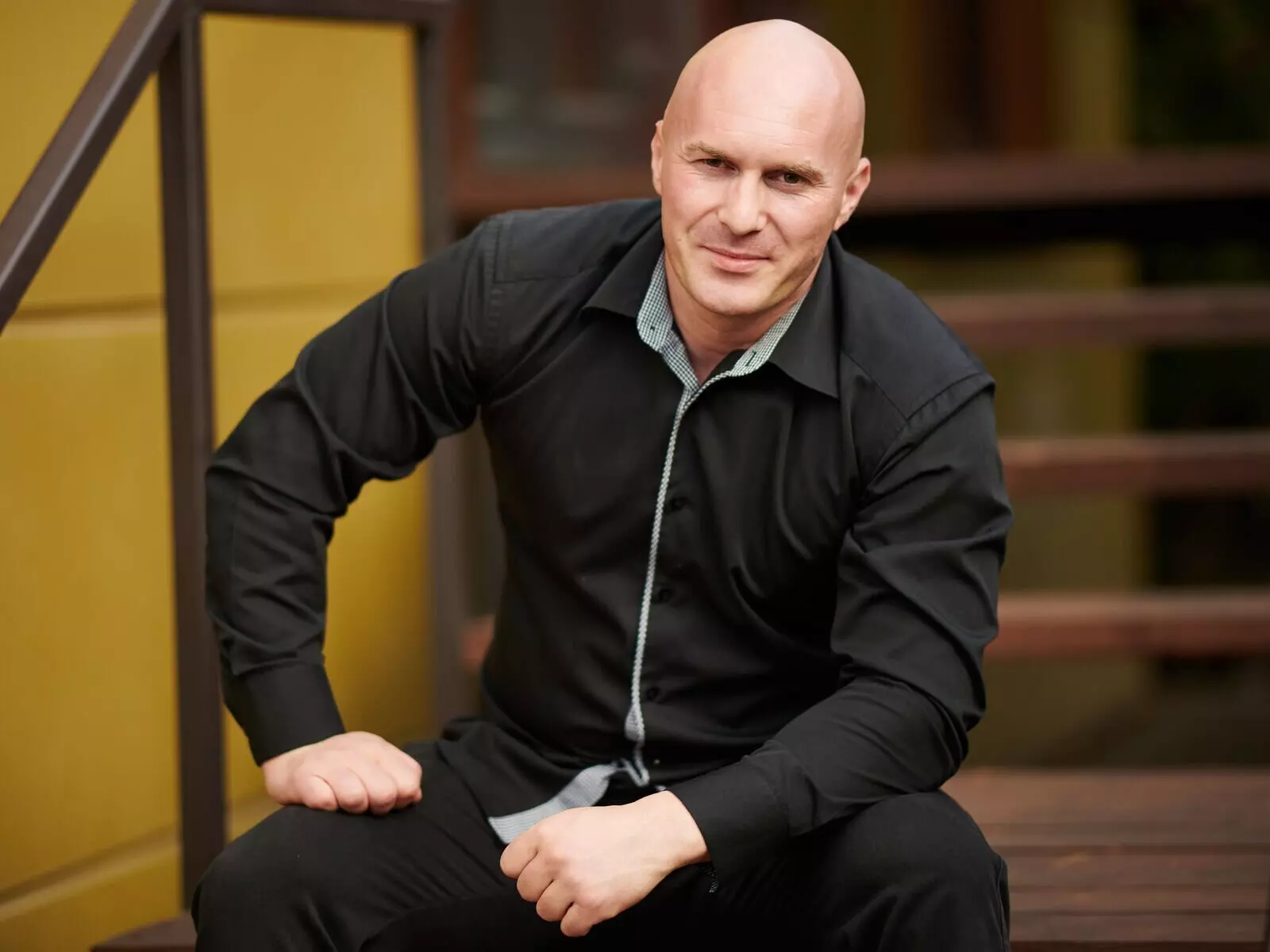 Discover MaxRollen VIP show