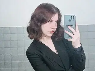 Discover MayaCalegari VIP show