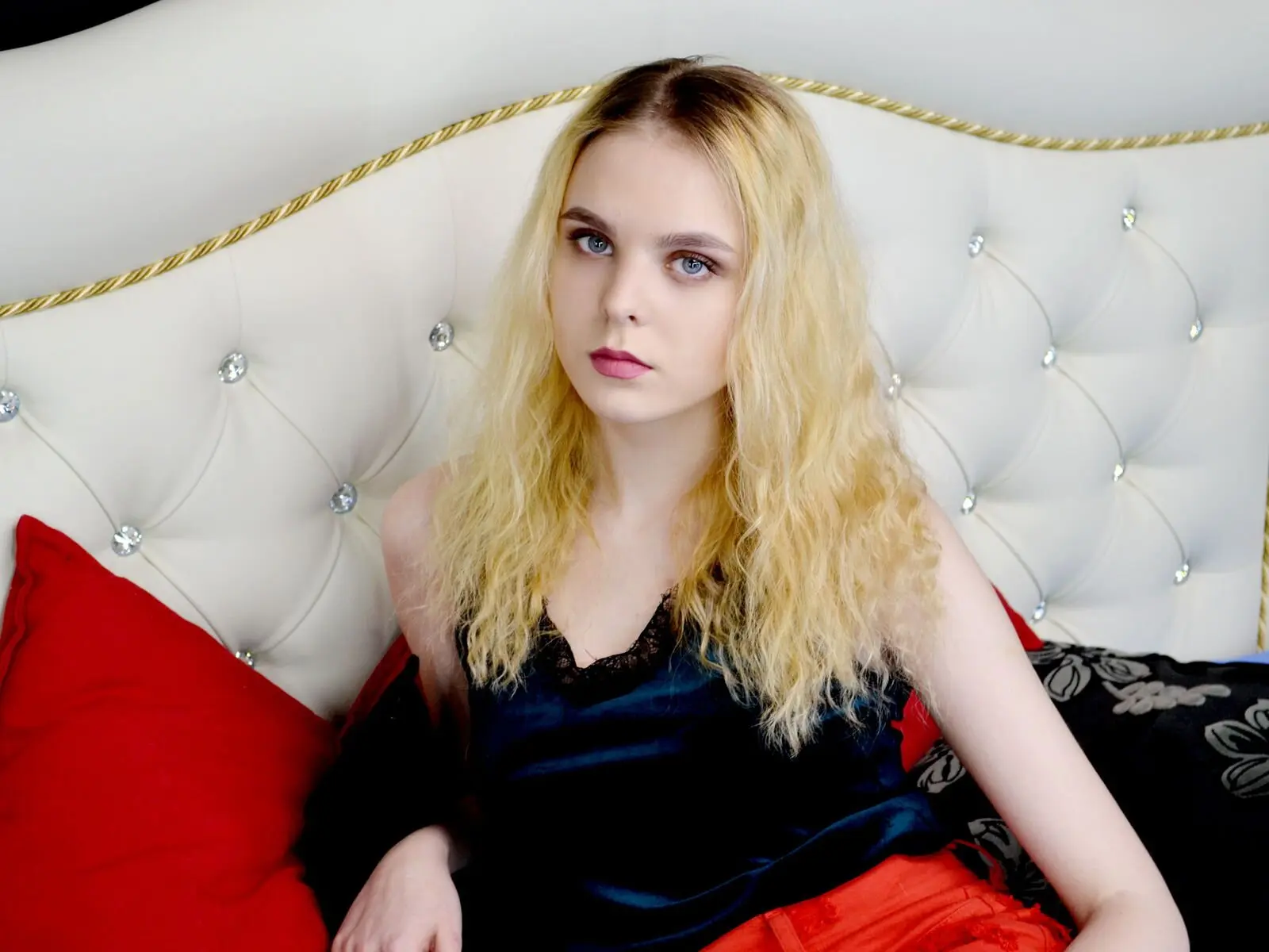 Discover MileFlower VIP show