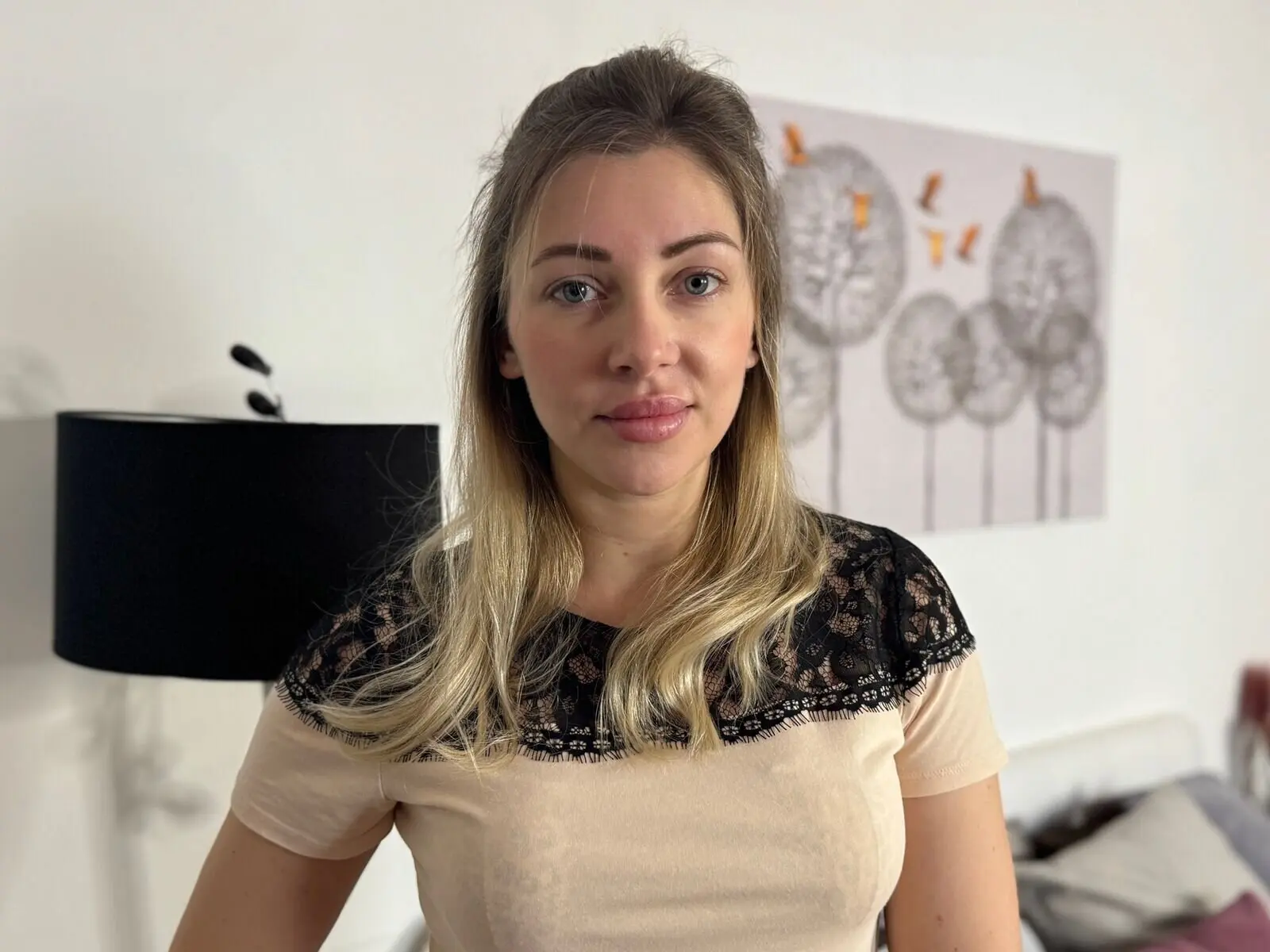 Discover MonicaMillar VIP show