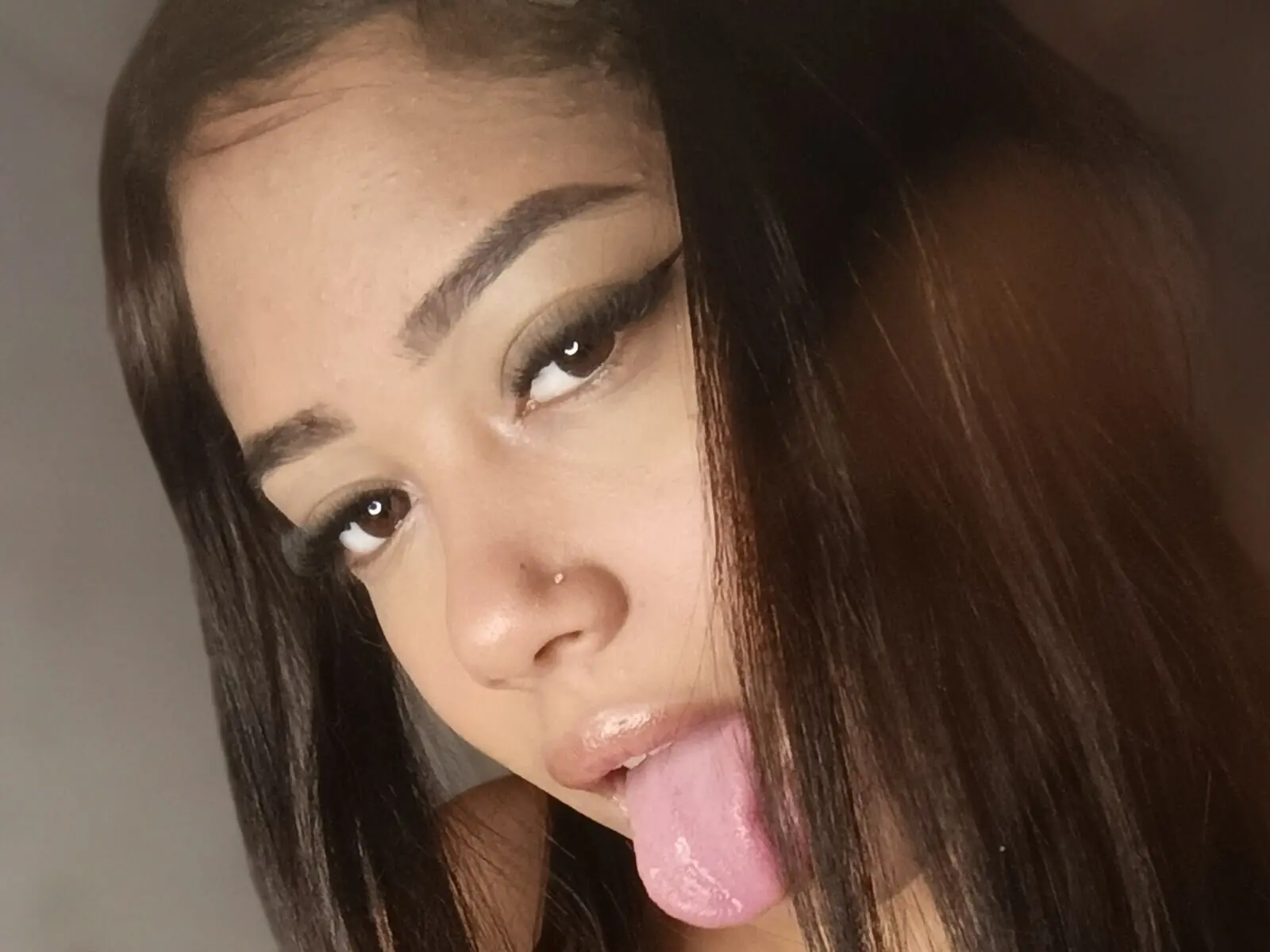 Discover MorenaCastro VIP show