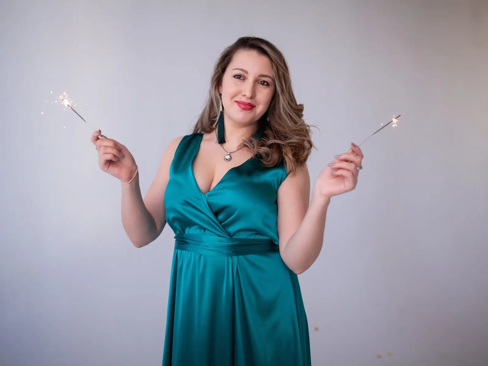 Discover NicoleMidleton VIP show