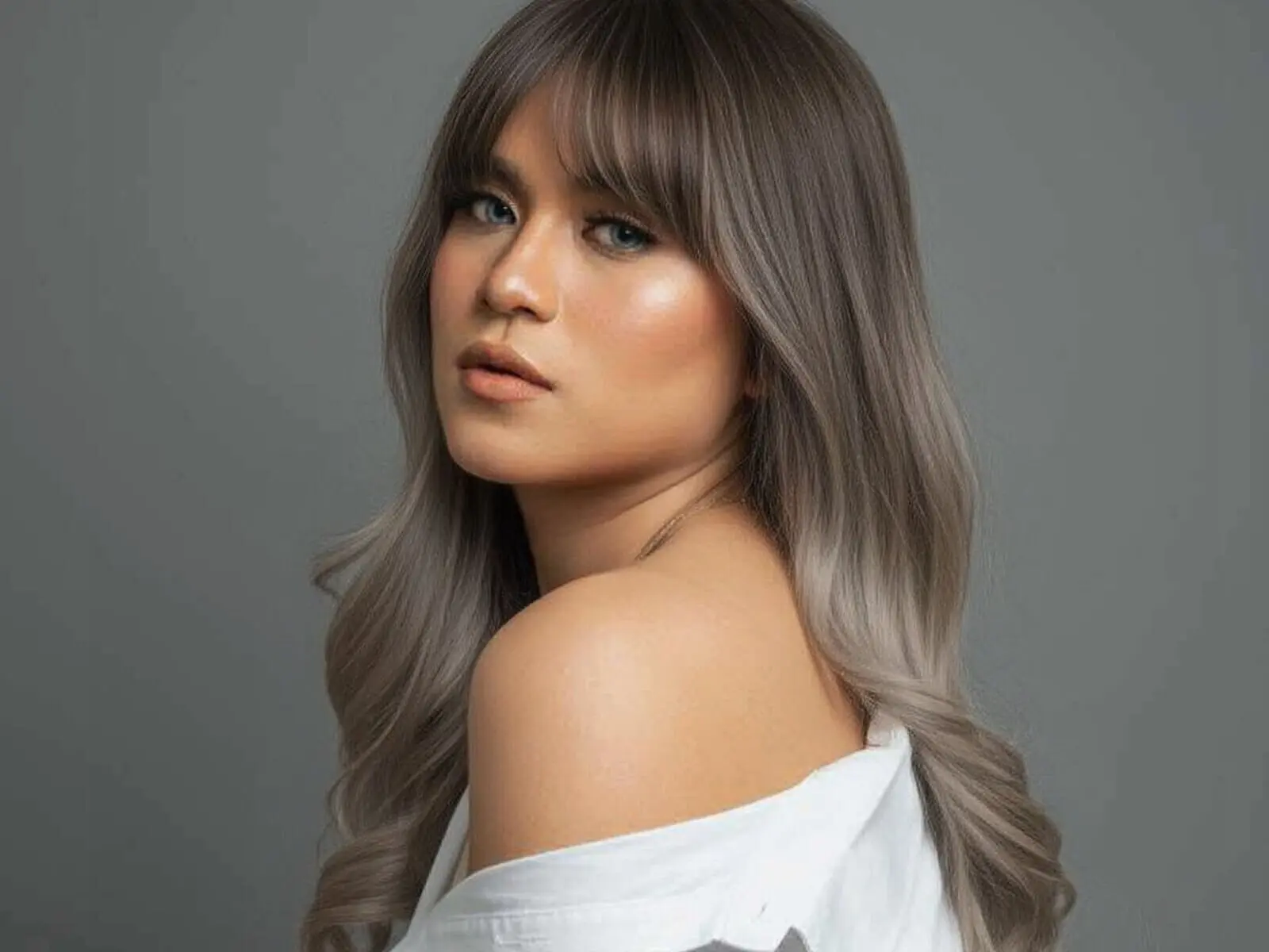 Discover NikkyMartinz VIP show