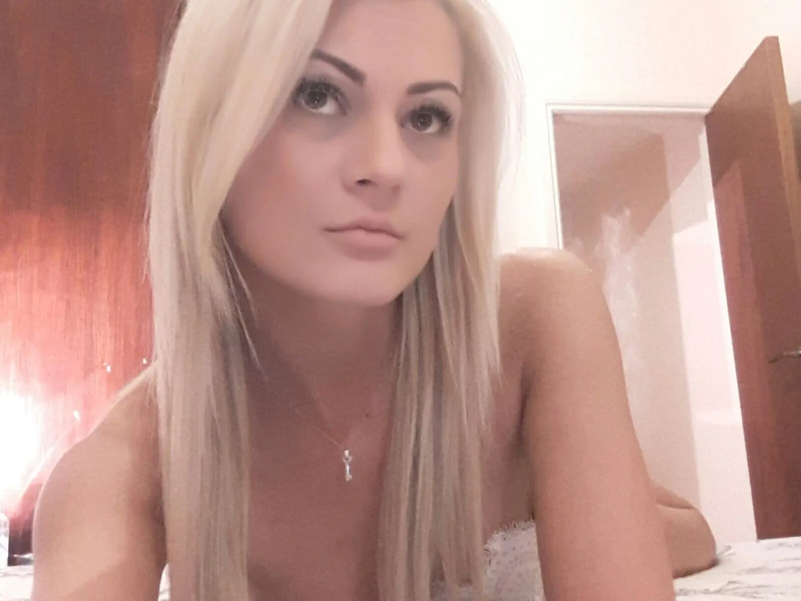 Discover RaisaAngel VIP show