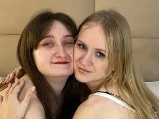 Discover RozellaAndEve VIP show