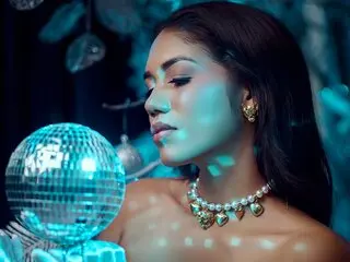 Discover SummerHudson VIP show