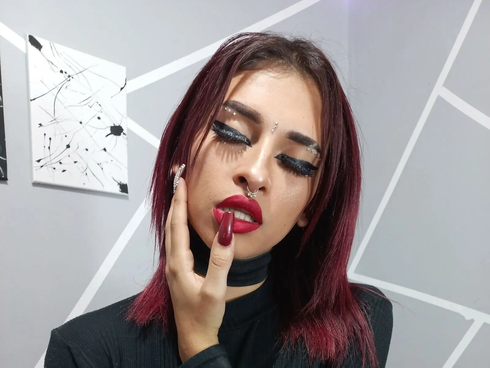 Discover ViolettBinford VIP show