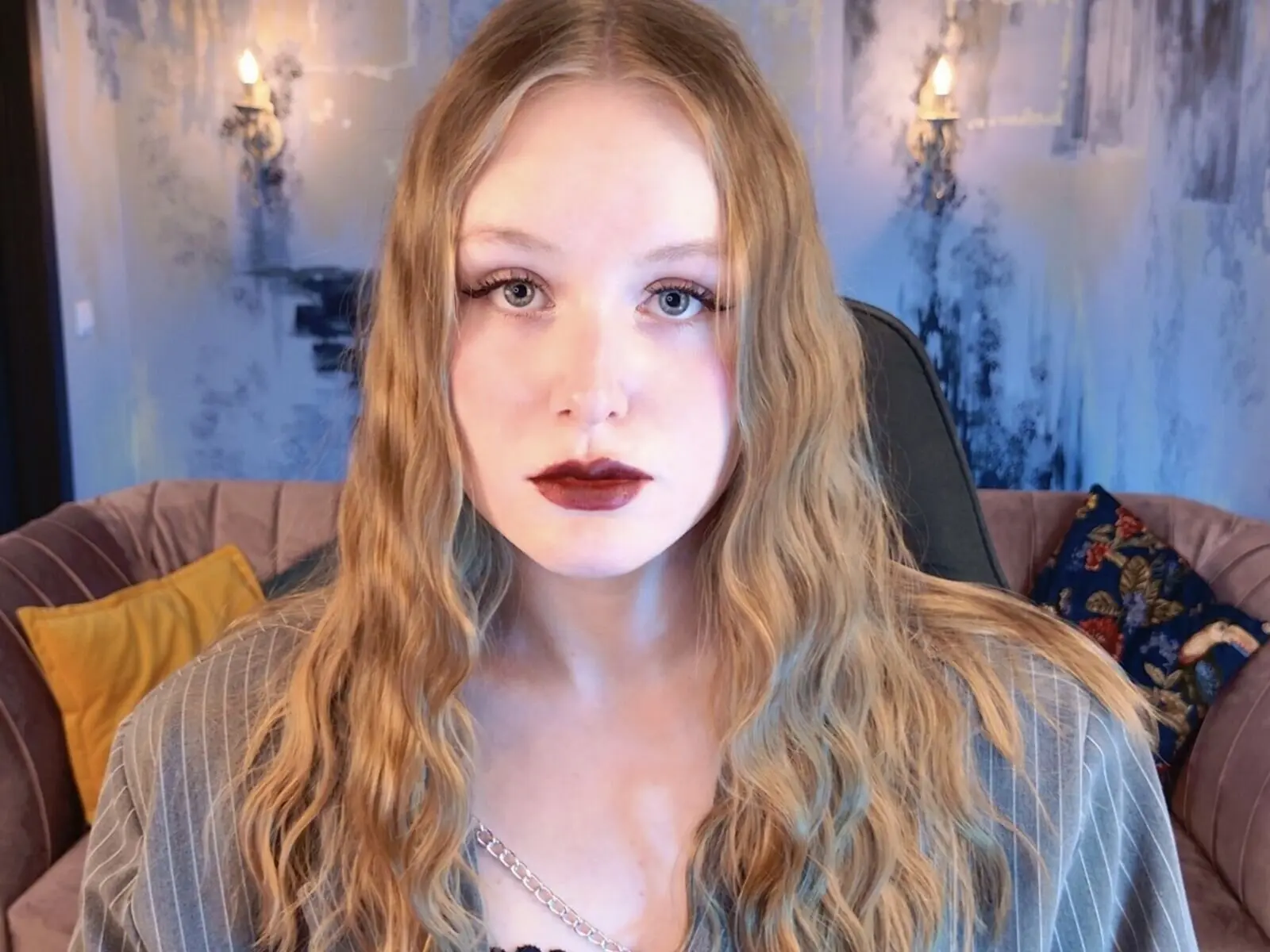 Discover VivienLeigh VIP show